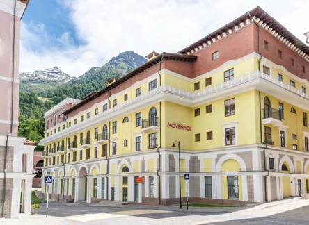 Отель Movenpick Krasnaya Polyana