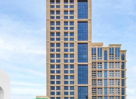 Отель V Hotel Dubai, Curio Collection by Hilton