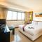 Отель Crystal Inn, Phuket