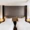 Отель SureStay Plus Hotel by Best Western Sukhumvit 2