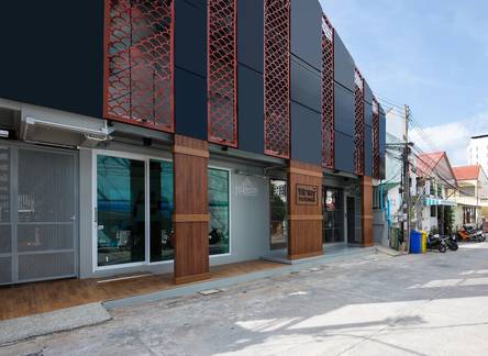 Отель The Way Patong Hotel