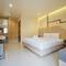 Отель The Way Patong Hotel