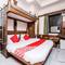 Отель Cottage Crown Plaza