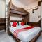Отель Cottage Crown Plaza