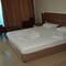 Отель Venessa Beach Hotel