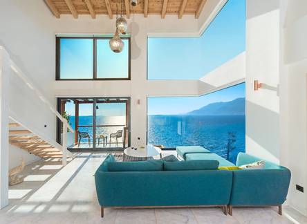 Отель Mandalina Luxury Suites