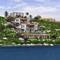 Отель Mandalina Luxury Suites