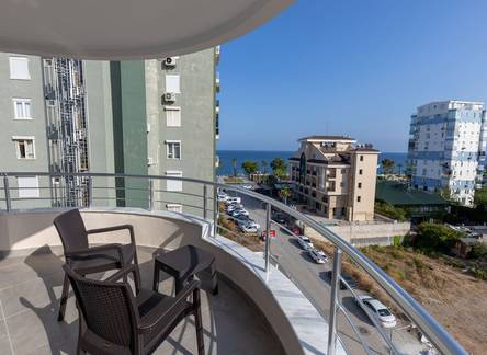 Отель Theluna Suite Hotel