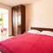 Отель Apartmani Mina