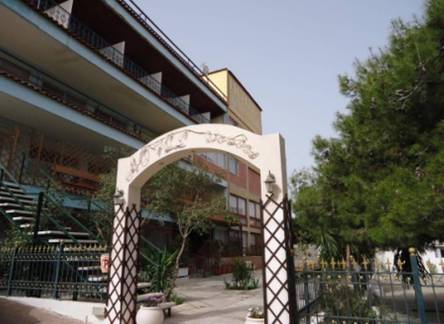 Отель Airport Hotel Les Amis, Vari /Athens