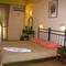 Отель Airport Hotel Les Amis, Vari /Athens