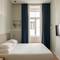Отель Esqina Urban Lodge Lisbon