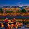 Отель Laluna Hoi An Riverside Hotel & Spa