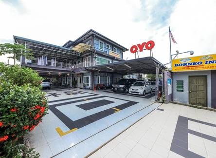 Отель OYO 1103 Borneo Inn