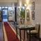 Отель Hotel Longchamps