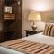 Отель Hotel Longchamps
