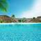 Отель Noah's Ark Deluxe Hotel SPA