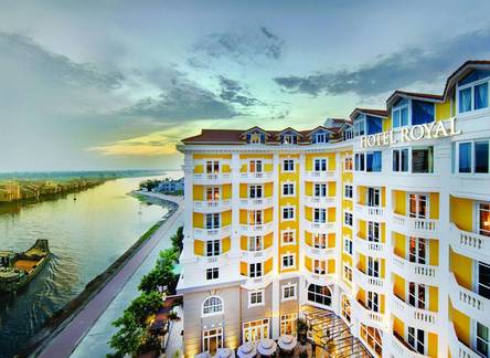Отель Hotel Royal Hoi An - MGallery