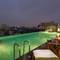 Отель The Lapis Hotel