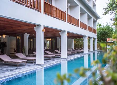 Отель Vinh Hung Old Town Hotel