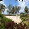 Отель Kiwengwa Bungalow Boutique Resort