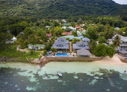 Отель Le Nautique Waterfront Hotel La Digue