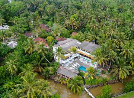 Отель Asanka Surf House
