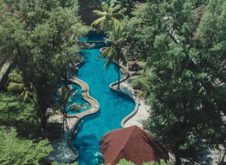 Отель Aston Sunset Beach Resort - Gili Trawangan