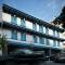 Отель Hotel Classic by Venue