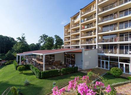 Отель Madara Park Hotel