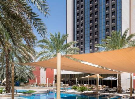 Отель Oman Sheraton