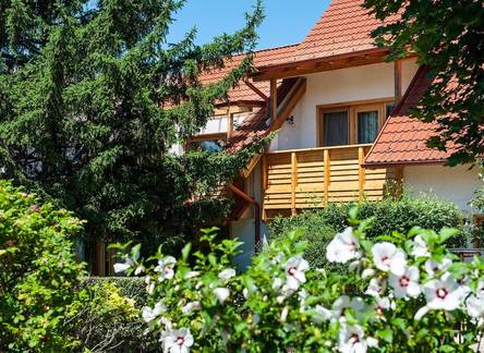 Отель Takacs Apartmanhaz