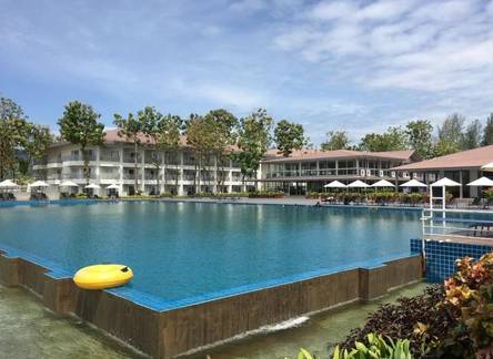 Отель Century Langkasuka Resort