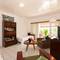 Отель Le Relax St Joseph Guest House