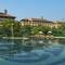 Отель Wanda Vista Resort Sanya
