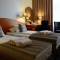 Отель Hotel Orion Varkert