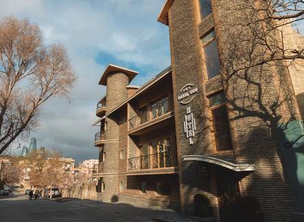 Отель Bayil Inn