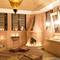 Отель Lodge K Hotel & Spa