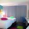 Отель Berry Glee Hotel