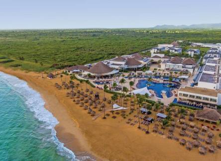Отель CHIC Punta Cana by Royalton