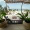 Отель Zanbluu Beach Hotel