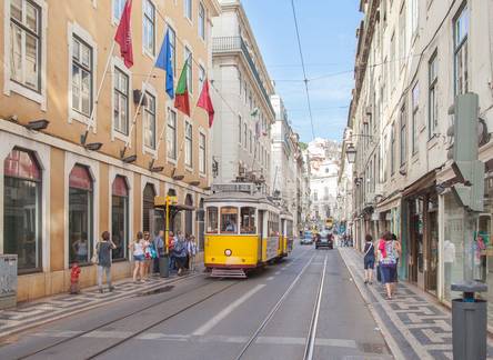 Отель Dear Lisbon - Palace Chiado Suites