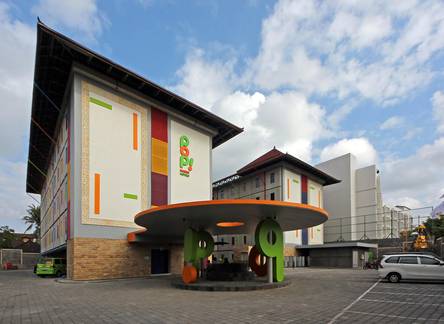 Отель POP! Hotel Kuta Beach