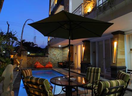 Отель Lotus Tirta Seminyak