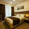 Отель Hotel West