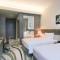 Отель DoubleTree by Hilton Hotel Doha Old Town