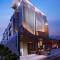 Отель Fairfield by Marriott Bali South Kuta