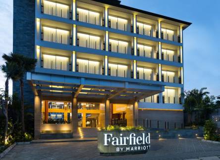 Отель Fairfield By Marriott Bali Legian