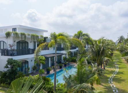 Отель Sunset Sanato Resort & Villas