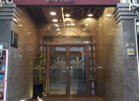Отель Montreal Naif Hotel